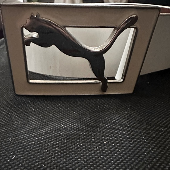 Puma White Belt with Silver Panther Buckle - Picture 1 of 2